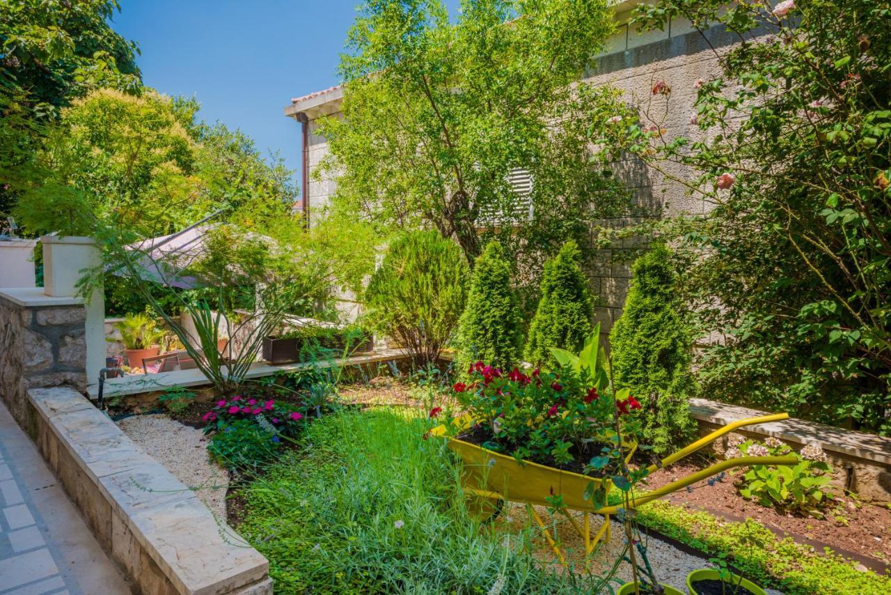 Lia Apartman