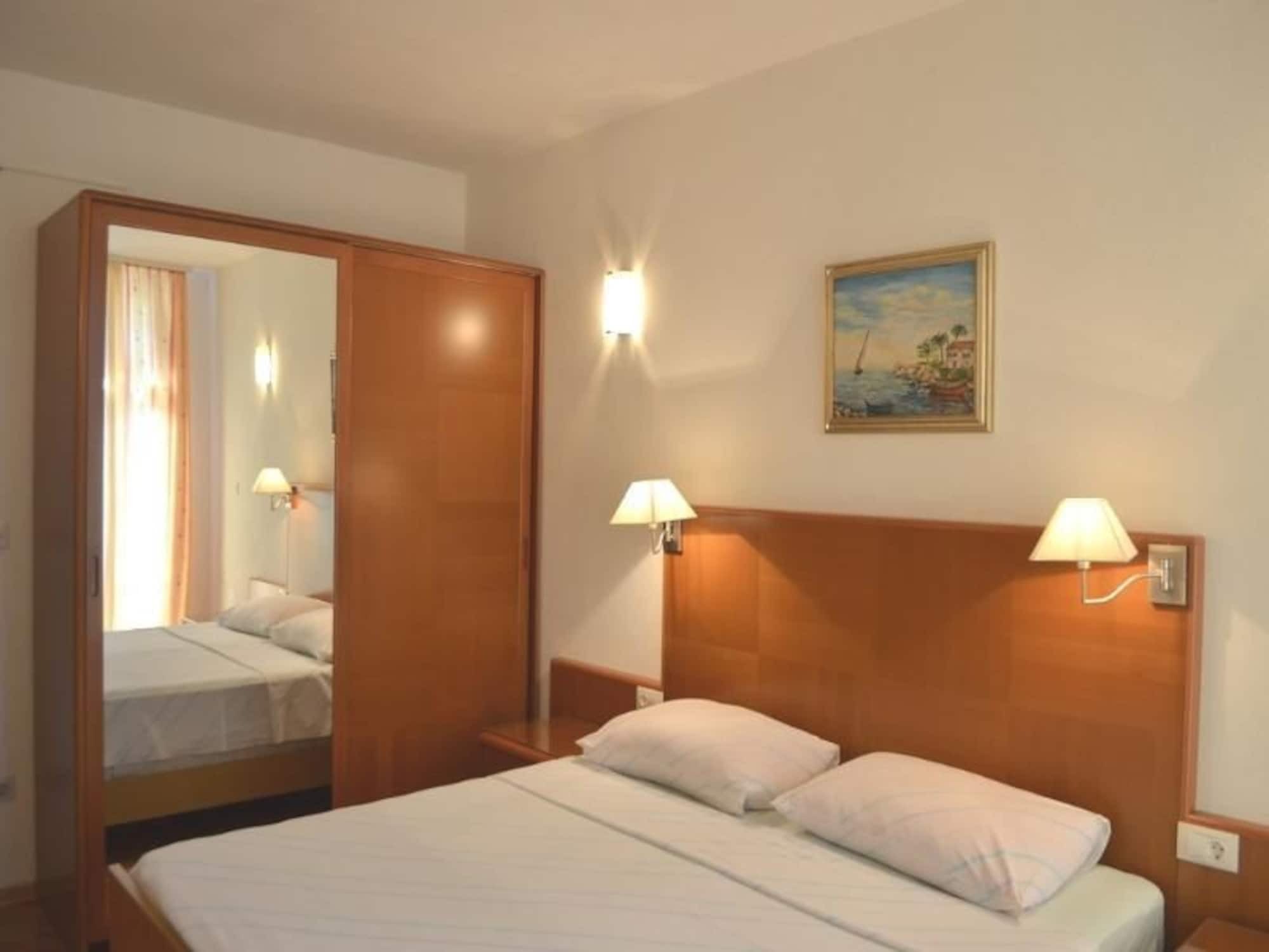 Lia Apartment
